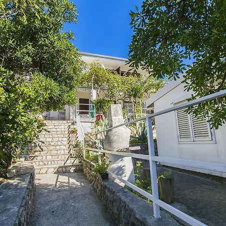 Apartamento Tina Starigrad Paklenica