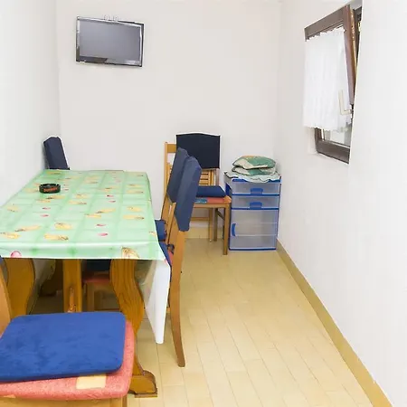 Apartamento Tina *