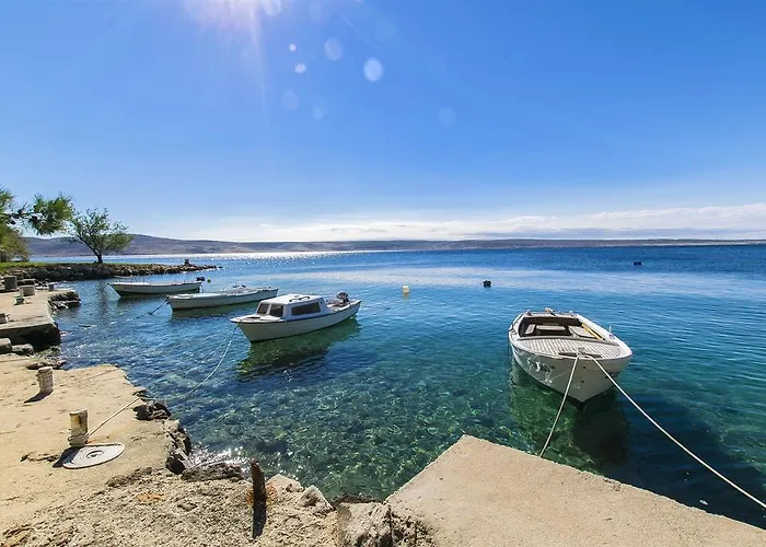 Apartment Tina * Starigrad Paklenica
