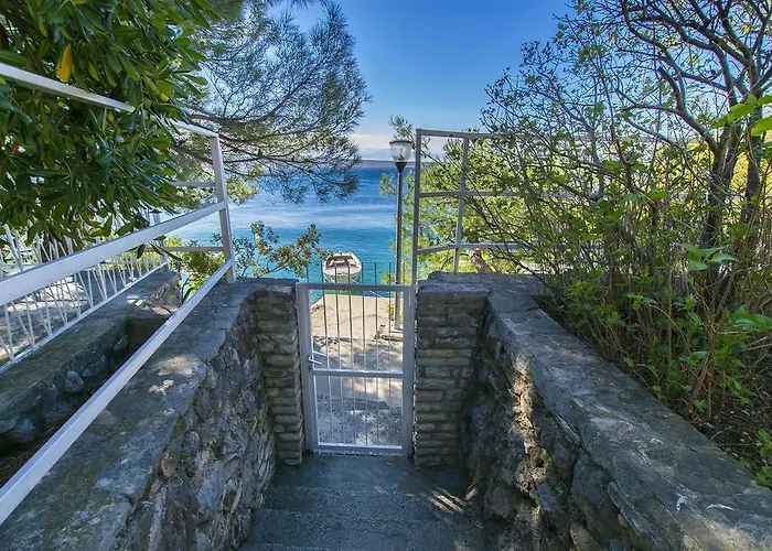 Διαμέρισμα Apartment Tina Starigrad Paklenica