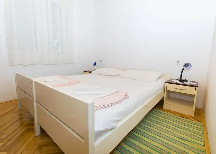 Apartment Tina Διαμέρισμα Starigrad Paklenica