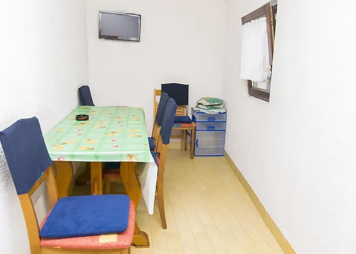 Διαμέρισμα Apartment Tina *