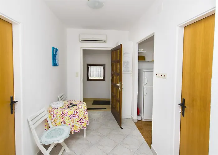 Διαμέρισμα Apartment Tina
